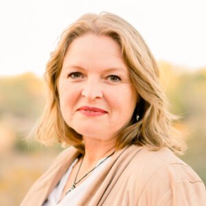 Author Bonnie Truax